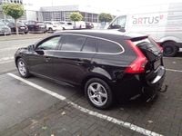 Gebraucht Volvo V60 Summum 190 PS (139 kW) 2017 Schwarz Kombi