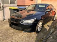 Gebraucht BMW 525 197 PS (144 kW) 2008 Schwarz Limousine