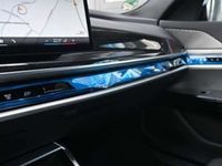 Gebraucht BMW 740 Sport Line 286 PS (210 kW) 2024 Saphirschwarz metallic Limousine