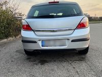 Gebraucht Opel Astra 170 PS (125 kW) 2004 Silber Kleinwagen