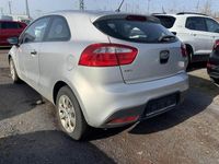 Second-hand Kia Rio 86 CP (63 kW) 2012 Argintiu Berlinǎ
