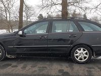 Gebraucht Mercedes C180 145 PS (106 kW) 2003 Schwarz Kombi