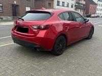 Gebraucht Mazda 3 145 PS (106 kW) 2016 Rot Limousine