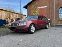 Gebraucht Mercedes E280 1994 Rot Kombi
