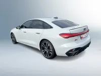 Gebraucht Audi S5 Sport 367 PS (269 kW) 2024 Gletscherweiß metallic Limousine