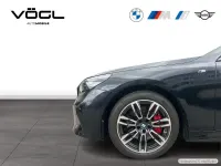 Gebraucht BMW i5 Sport Line 250 kW (340 PS) 2025 Schwarz Kombi