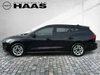 Gebraucht Ford Focus Cool & Connect 120 PS (88 kW) 2022 Obsidianschwarz (metallic) Kombi