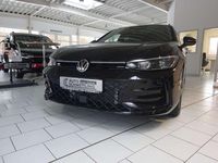 Neu VW Passat R-line 193 PS (141 kW) 2025 Grenadillschwarzmetallic Kombi