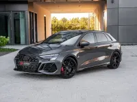 Gebraucht Audi RS3 Sport 400 PS (294 kW) 2024 Grau Limousine