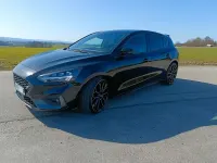 Gebraucht Ford Focus ST 190 PS (139 kW) 2019 Schwarz Limousine