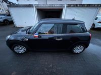 Gebraucht Mini ONE 75 PS (55 kW) 2017 Schwarz Kleinwagen