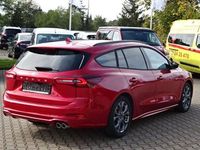 Gebraucht Ford Focus ST-Line X 116 PS (85 kW) 2024 Rot Kombi