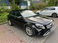 Gebraucht Mercedes GLA200 136 PS (100 kW) 2018 Schwarz SUV