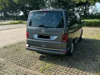 Gebraucht VW Multivan 150 PS (110 kW) 2021 Grau Van / Kleinbus