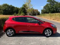 Gebraucht Renault Clio IV LIMITED 118 PS (86 kW) 2017 Rot Limousine