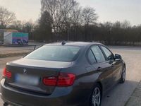 Gebraucht BMW 320 Comfort Edition 163 PS (119 kW) 2012 Braun Limousine