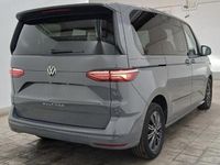 Gebraucht VW Multivan Advance 150 PS (110 kW) 2024 Pure grey Van