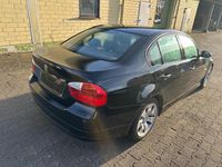Gebraucht BMW 318 129 PS (94 kW) 2006 Limousine