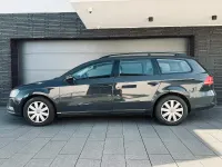 Gebraucht VW Passat 140 PS (102 kW) 2012 Grau Kombi