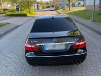 Second-hand Mercedes E300 231 CP (169 kW) 2012 Negru Berlinǎ