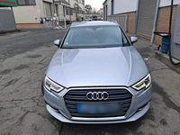Gebraucht Audi A3 116 PS (85 kW) 2018 Silber Limousine