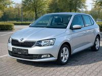 Gebraucht Skoda Fabia Ambition 75 PS (55 kW) 2015 Silber Limousine