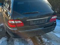 Gebraucht Mercedes E320 204 PS (150 kW) 2004 Schwarz Kombi