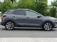 Gebraucht Kia Stonic Spirit 101 PS (74 kW) 2021 Grau SUV