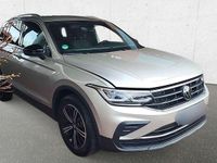 Gebraucht VW Tiguan Move 150 PS (110 kW) 2023 Ivory silver metallic SUV