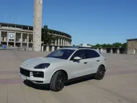 Gebraucht Porsche Cayenne 354 PS (260 kW) 2024 Silber SUV
