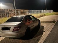 Gebraucht Mercedes C180 Avantgarde 156 PS (114 kW) 2013 Silber Limousine