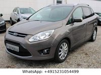 Gebraucht Ford Grand C-Max Titanium 140 PS (102 kW) 2014 Braun Van / Kleinbus