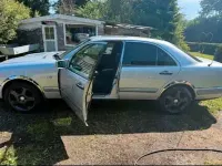 Gebraucht Mercedes E230 150 PS (110 kW) 1995 Silber Limousine