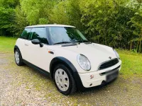 Gebraucht Mini Cooper 75 PS (55 kW) 2006 Weiß Kleinwagen