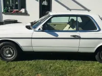 Gebraucht Mercedes 300 129 PS (94 kW) 1984 Weiß Coupé