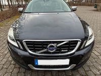 Gebraucht Volvo XC60 R-Design 215 PS (158 kW) 2012 Schwarz SUV