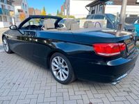 Gebraucht BMW 325 Cabriolet Sport Line 218 PS (160 kW) 2007 Schwarz Cabrio