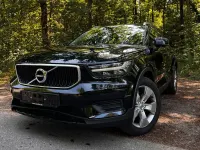 Gebraucht Volvo XC40 Momentum 190 PS (139 kW) 2019 Schwarz SUV