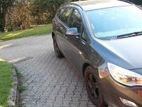 Gebraucht Opel Astra 110 PS (80 kW) 2012 Grau Kombi