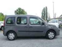 Gebraucht Renault Kangoo Authentique 106 PS (77 kW) 2013 Grau Van / Kleinbus