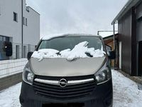Gebraucht Opel Vivaro 116 PS (85 kW) 2015 Grün Van / Kleinbus