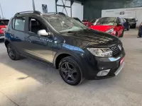 Gebraucht Dacia Sandero Celebration 90 PS (66 kW) 2017 Grau Limousine