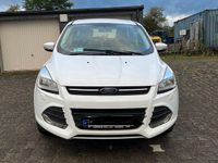 Gebraucht Ford Kuga Trend 150 PS (110 kW) 2015 Weiß SUV