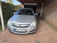 Gebraucht Opel Astra 110 PS (80 kW) 2008 Silber Kombi