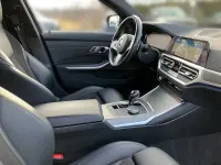 Używany BMW 330 Shadowline 258 KM (189 kW) 2021 Niebieski Sedan/Limuzyna