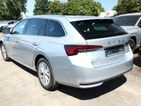 Neu Skoda Octavia Selection 150 PS (110 kW) 2025 Brillantsilber metallic Kombi