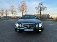 Gebraucht Mercedes E320 224 PS (164 kW) 2007 Grün Limousine