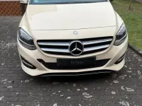 Gebraucht Mercedes B180 109 PS (80 kW) 2016 Gelb Kleinwagen