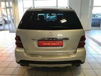 Gebraucht Mercedes ML320 224 PS (164 kW) 2006 Silber SUV