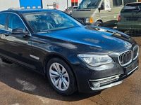 Gebraucht BMW 730 Sport Line 258 PS (189 kW) 2015 Schwarz Limousine